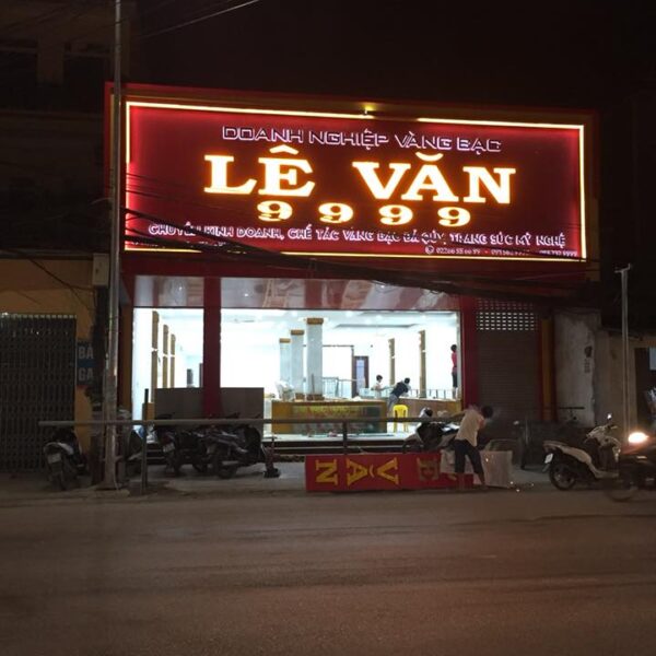 Thiết kế thi công biển  tiệm vàng