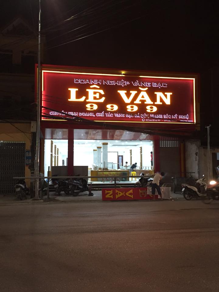 Thiết kế thi công biển  tiệm vàng